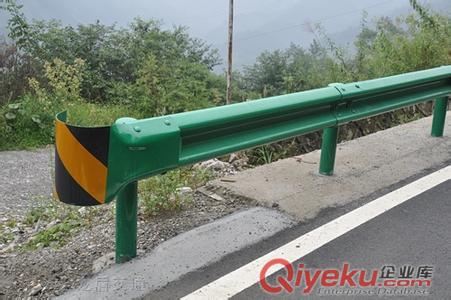 智誠(chéng)交通銷售中山護(hù)欄珠海護(hù)欄佛山護(hù)欄肇慶護(hù)欄四會(huì)護(hù)欄江門護(hù)欄東莞護(hù)欄