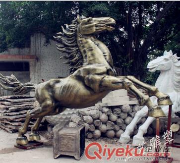 美少女動漫人物雕塑，玻璃鋼雕塑