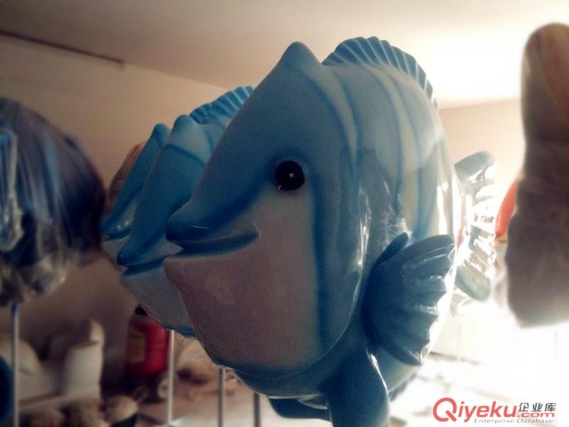 廣州雕塑工藝品廠/玻璃鋼鯊魚