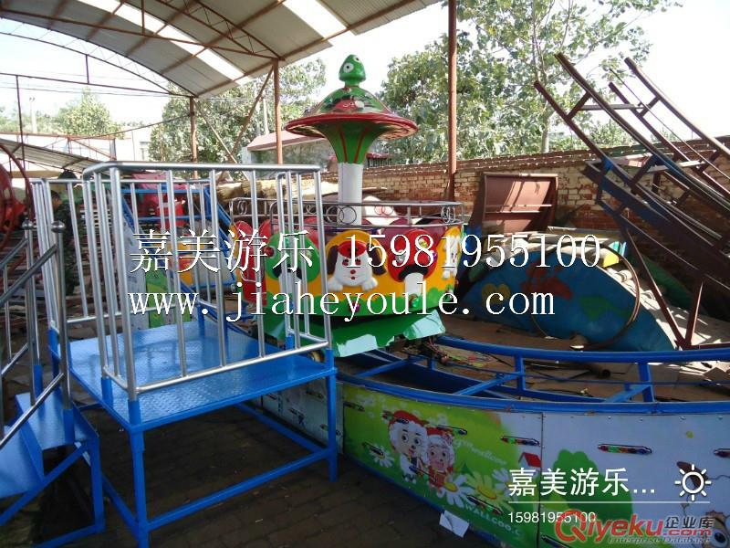 彎月飄車——嘉美游樂設備廠，新型游樂設備