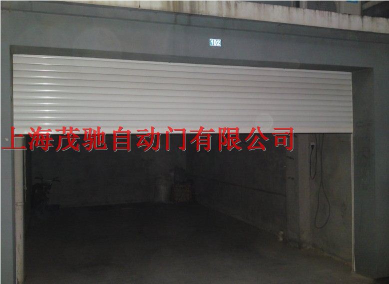 優(yōu)惠供應(yīng)安裝上海歐式卷閘門，型材車庫卷簾門，遙控卷簾窗