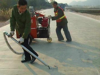  濰坊市路宜生牌路面灌縫膠專業(yè)的路面修復材料原始圖片3