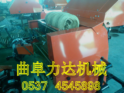 廠銷面包草青貯機  小型圓捆青貯機使用說明 