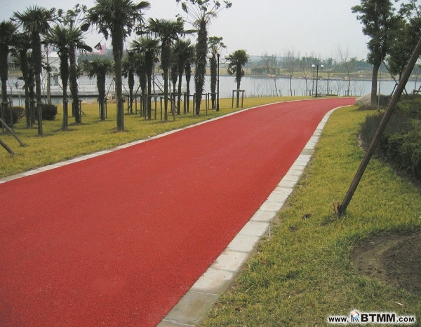 太原市让脚下路面绚烂起来之彩色沥青路面