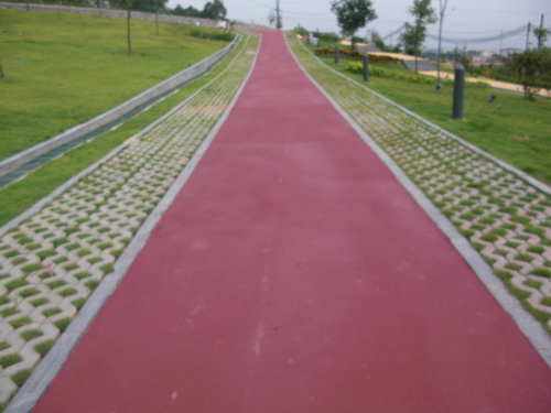 安丘彩色沥青路面已经成为城市的一道风景线