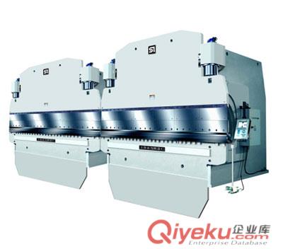 雙機(jī)聯(lián)動數(shù)控折彎機(jī)