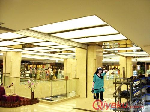 供應(yīng)烏魯木齊軟膜天花營(yíng)銷青海西寧軟膜吊頂材料