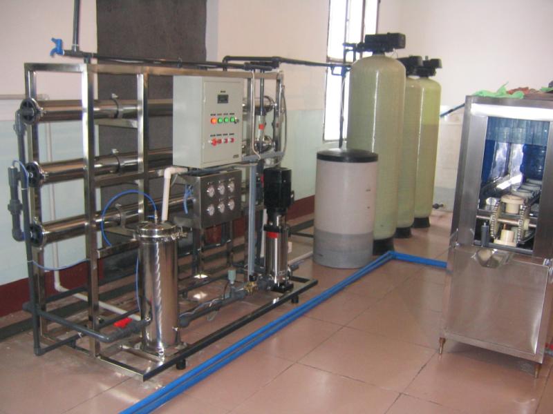 純凈水生產(chǎn)車間Pure water production plant