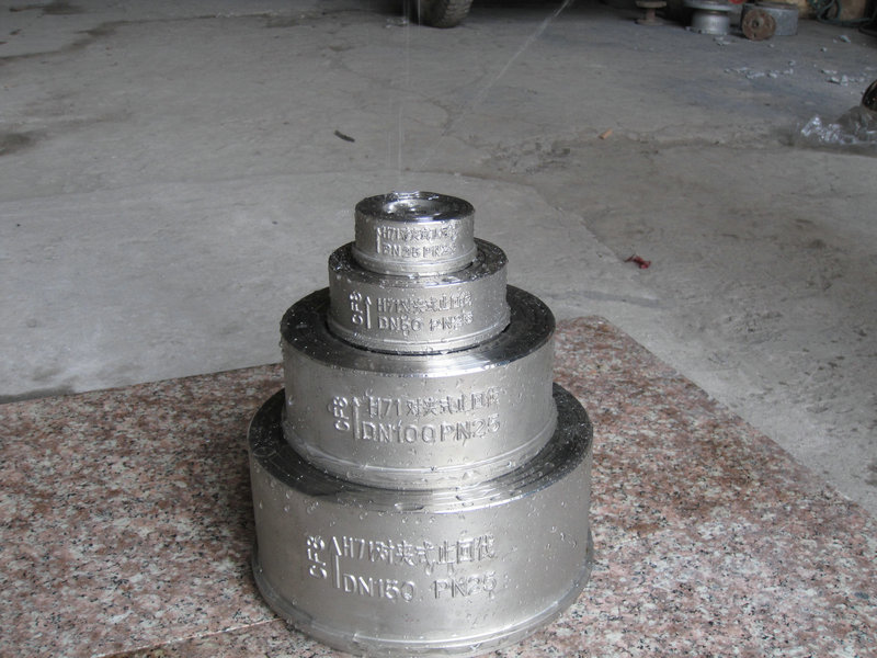 H71對(duì)夾止回閥