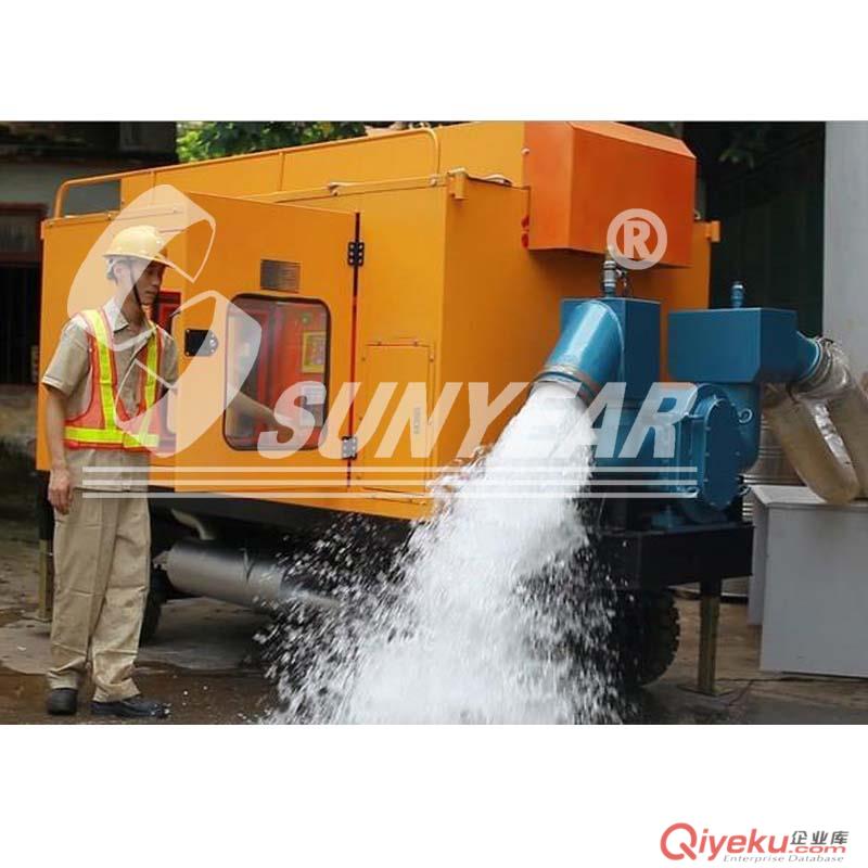 廣州三業(yè)-發(fā)電排水雙功能泵車(chē)