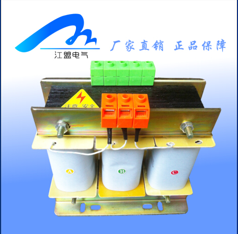 SVC系列TNS-6KVA三相交流穩(wěn)壓器全自動穩(wěn)壓器電源三相穩(wěn)壓器