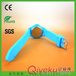 大量供應(yīng) 石英表 時尚手表硅膠果凍手表 學(xué)生手表多色原始圖片3