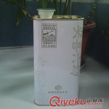 河南大豆油鐵罐包裝，河南花生油鐵桶包裝，河南糧油鐵罐包裝廠