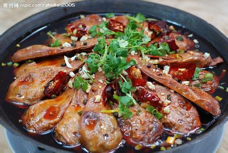 上海鑫福长期批发冷冻鸭眕 鸭肉 鸭边腿 鸭唇 鸭肠 鸭胸