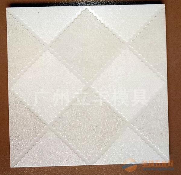 集成吊頂成型設備