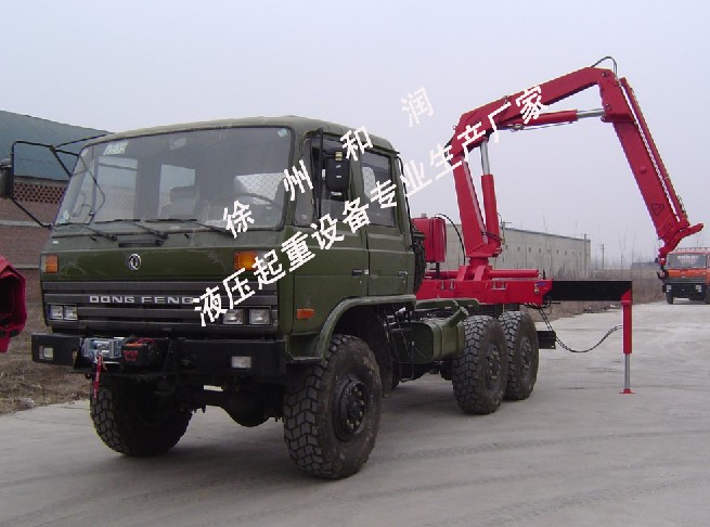 和潤(rùn)折臂式隨車起重機(jī) SQ2ZB1折臂式隨車起重機(jī)供應(yīng)商