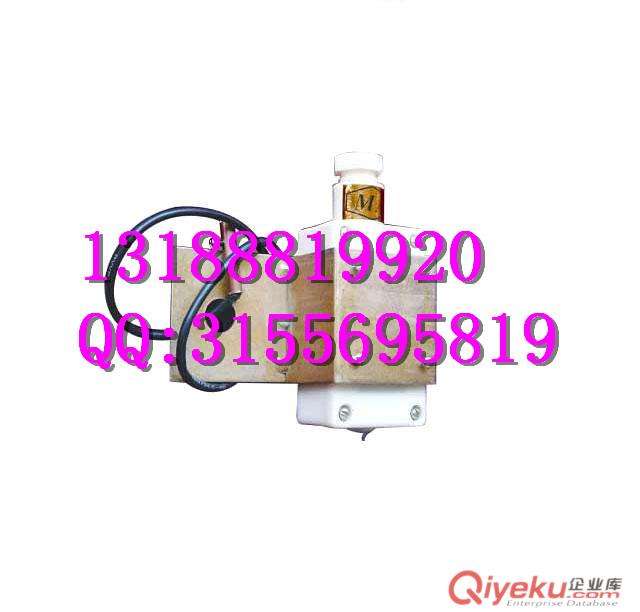 供應性能穩(wěn)定GWD90礦用皮帶機溫度傳感器原始圖片3