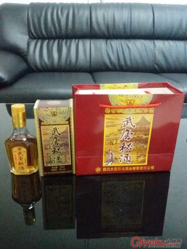 四川大邑陽(yáng)光酒業(yè)有限責(zé)任公司武唐秘酒100ML裝