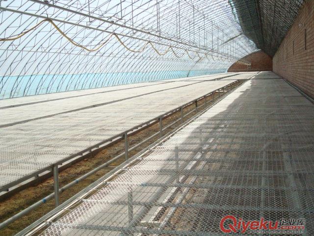 桃型柱圍網價格 桃型柱隔離網規格 道路隔離網廠家