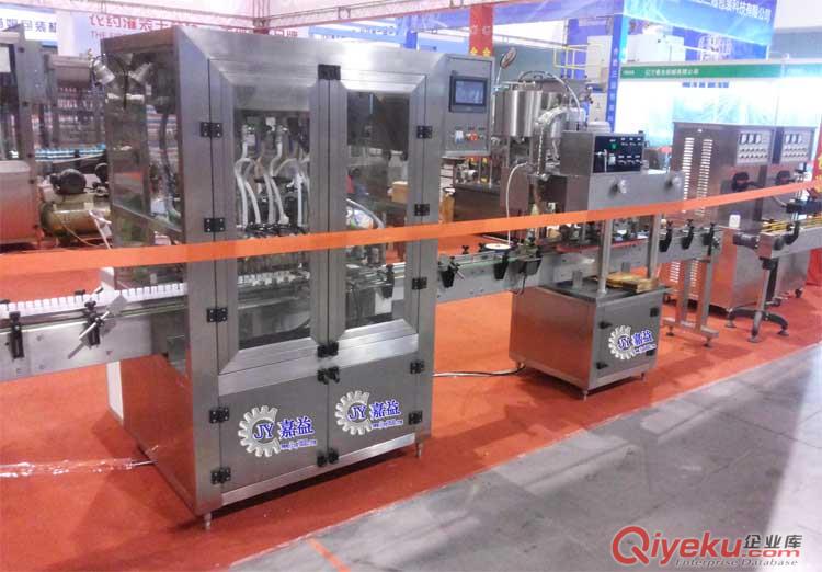 防凍液灌裝機_6頭農(nóng)藥灌裝機流水線_車用尿素灌裝機