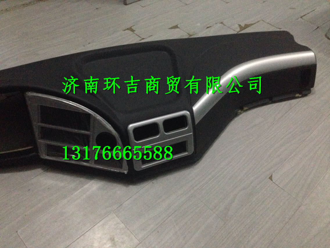 德龍m3000儀表臺(tái)總成原始圖片3