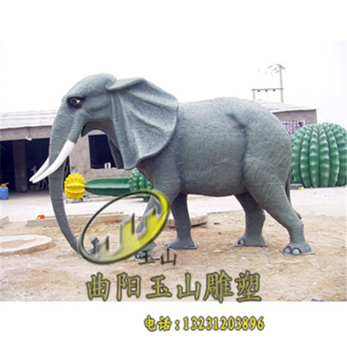樹脂仿真大熊貓草白玉雕塑/樹脂仿真大熊貓漢白玉雕塑