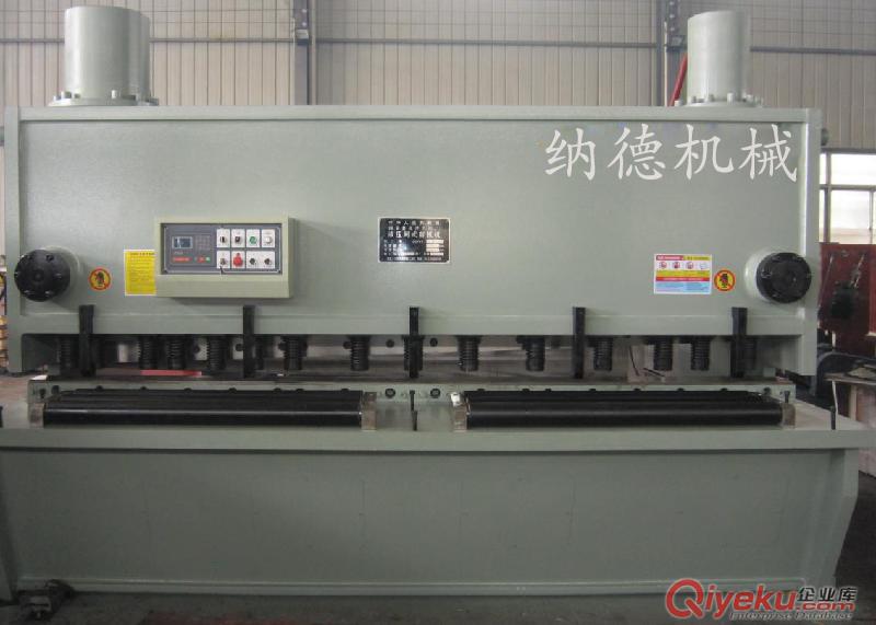 QC11K-8×3200液壓剪板機 閘式剪板機直銷