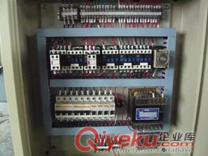 QC12K-20×2500液壓擺式剪板機(jī) 重型數(shù)控剪板機(jī)原始圖片3